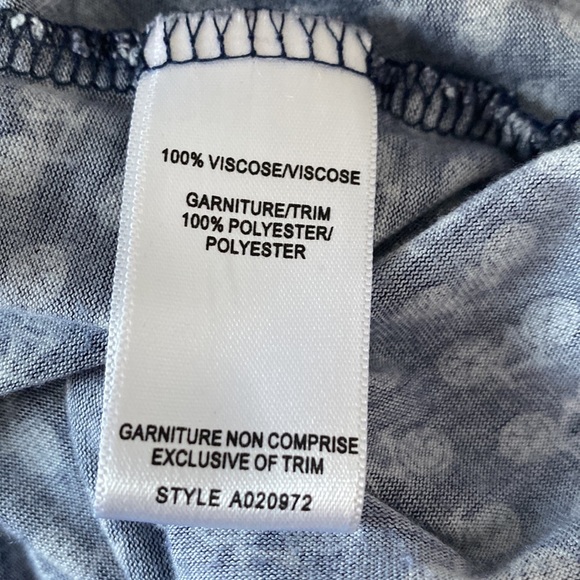 Jacob soft knit navy & white top with keyhole closure at back. Bow at front. S - Picture 6 of 11